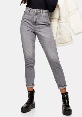 Mom Tapered Jeans