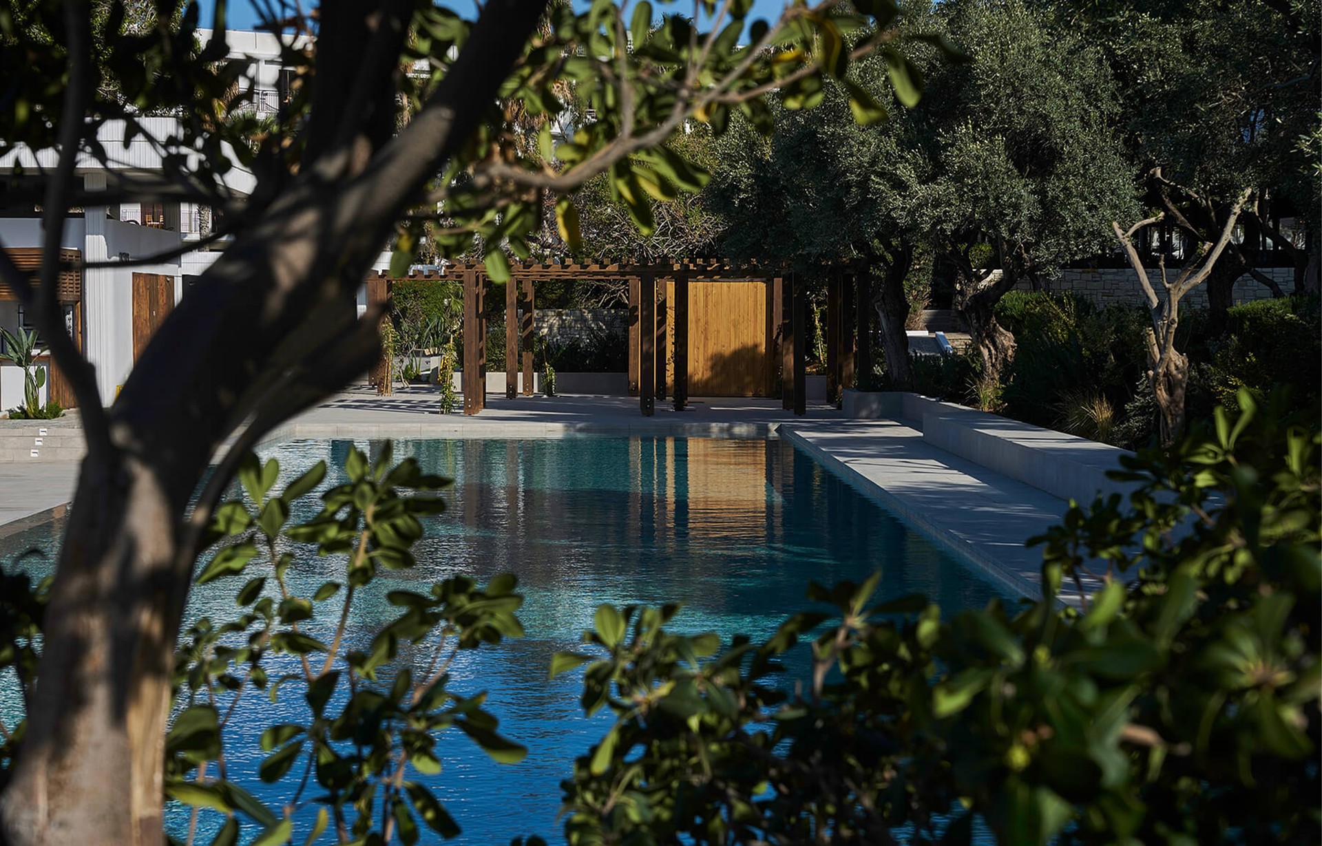 Almyra Hotel
