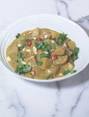 Golden Beetroot Curry
