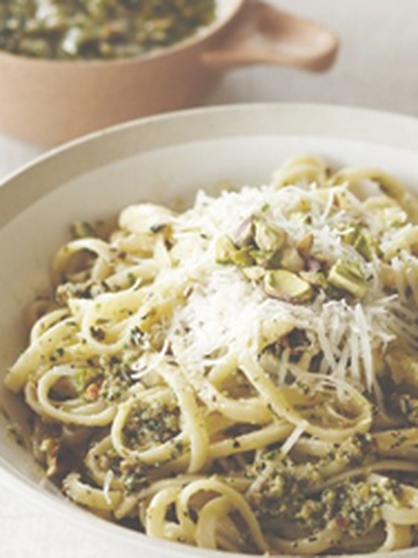 Linguine With Pistachio Pesto