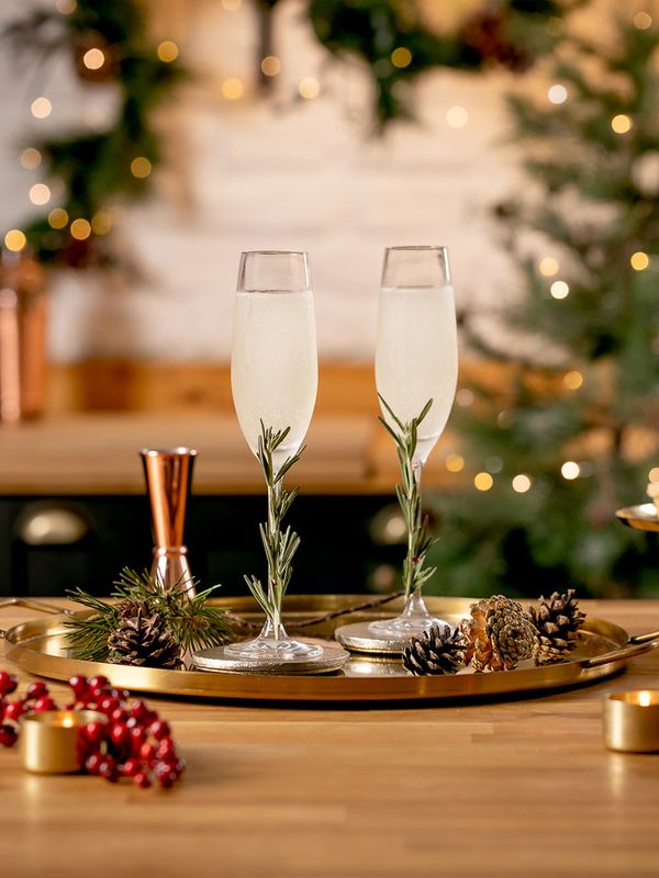 9 Champagne Cocktails To Make This Christmas
