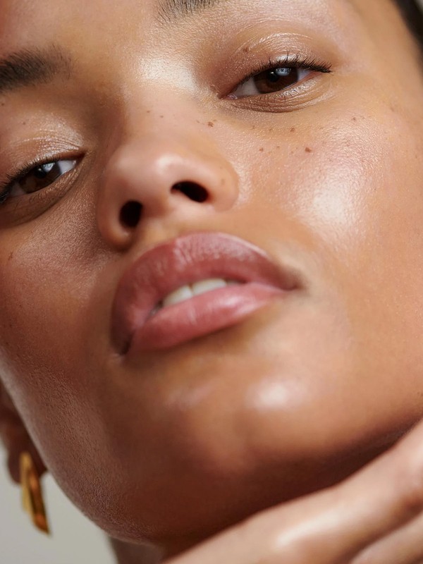 How To Nail Butter Skin Make-Up