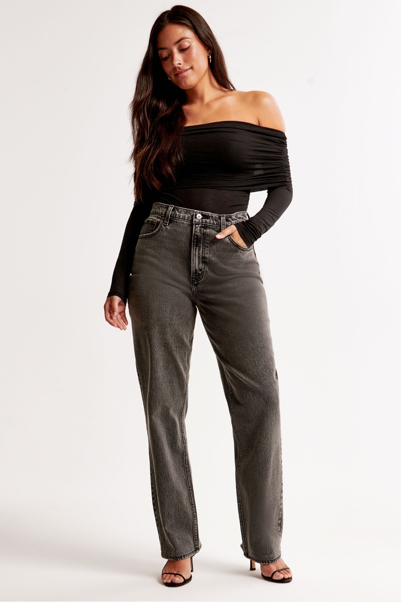 Curve Love Ultra High Rise 90s Straight Jean