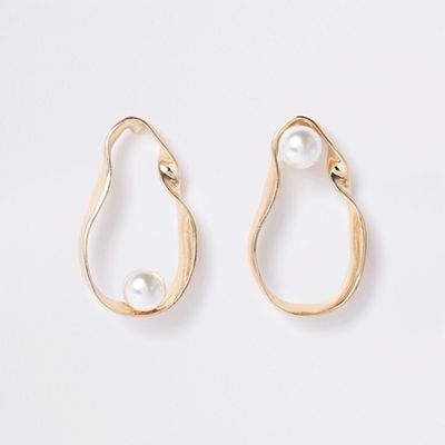 Gold Tone Twist Pearl Drop Earrings