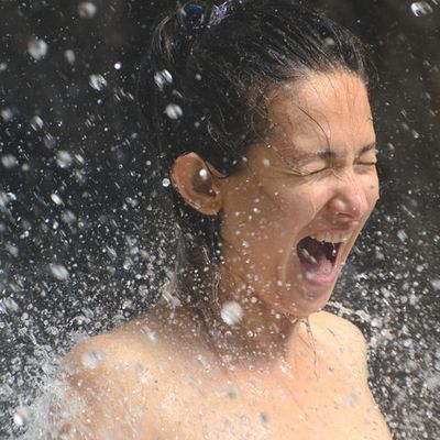 6 Benefits Of Taking Cold Showers