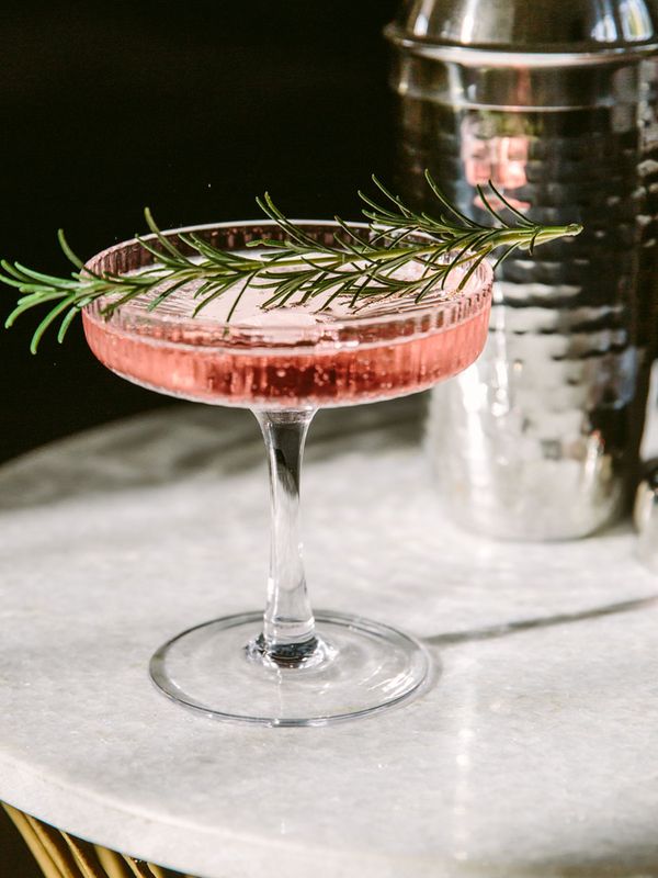10 Great Cocktails To Make This Valentine’s Day