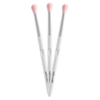 Crease Brush, £2 | Wet N Wild