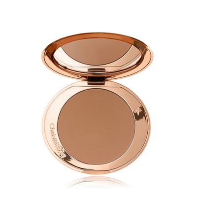 Airbrush Bronzer Medium from Charlotte Tilbury