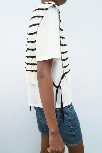 Striped Overlaid Vest & Top With Bows