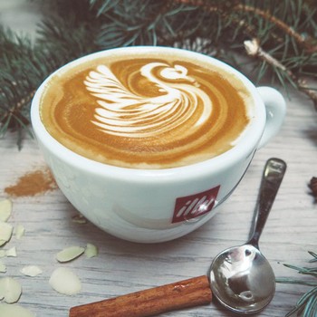 The Calorie & Sugar Count In This Year’s Festive Hot Drinks Will Shock You