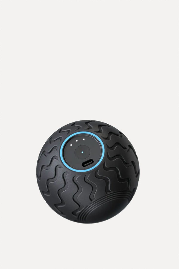 Wave Solo Smart Vibrating Roller from Therabody 