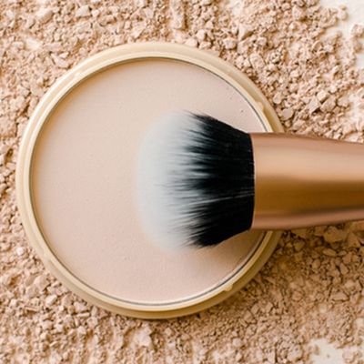 9 Beauty Hacks To Ensure Your Make-Up Lasts All Day 