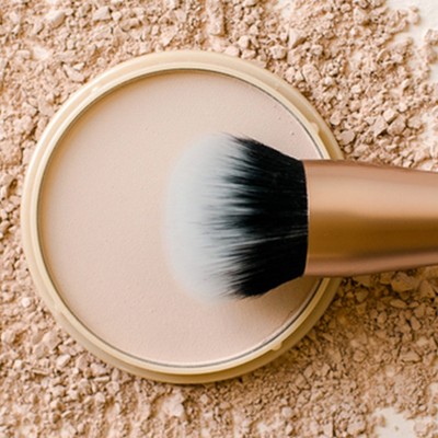 9 Beauty Hacks To Ensure Your Make-Up Lasts All Day