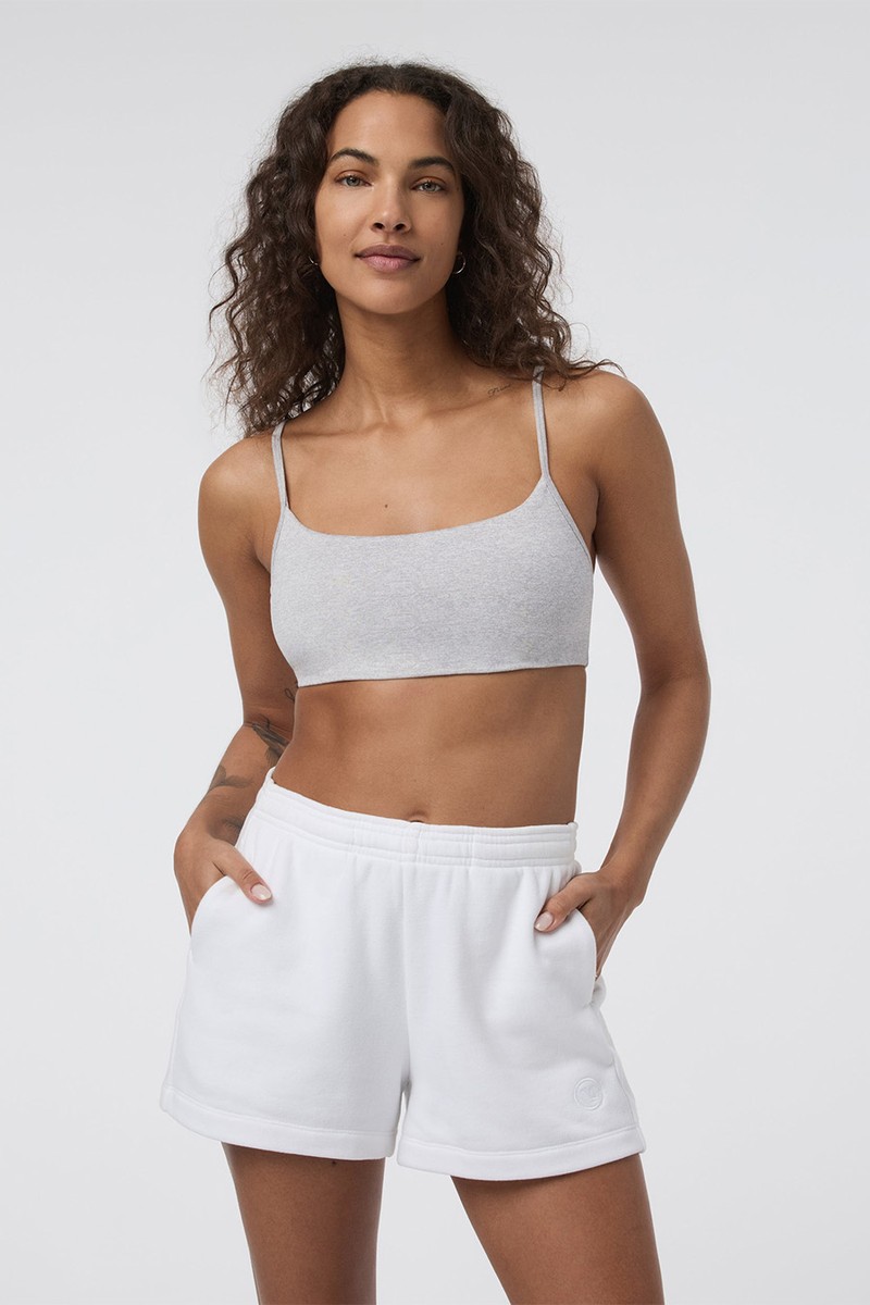 Halo Essential Bra from Vuori