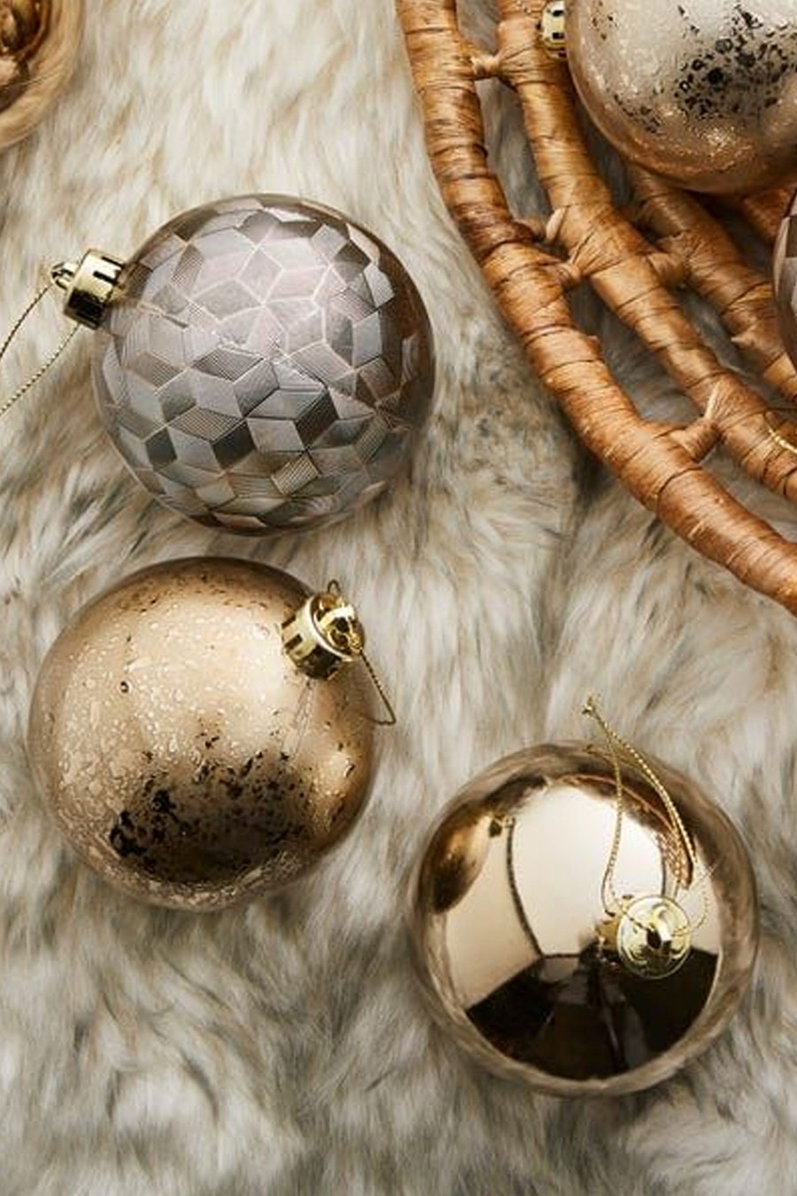 Pack of 6 Winter Shimmer Baubles