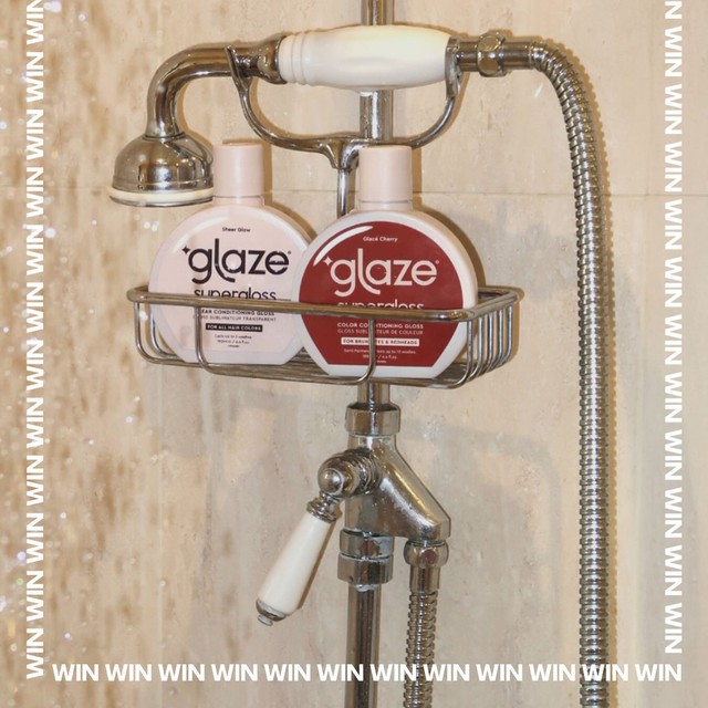 ✨ GIVEAWAY ALERT ✨ 

WIN a year’s supply of @glaze_hair goodies!
Want to treat yourself? 

Her