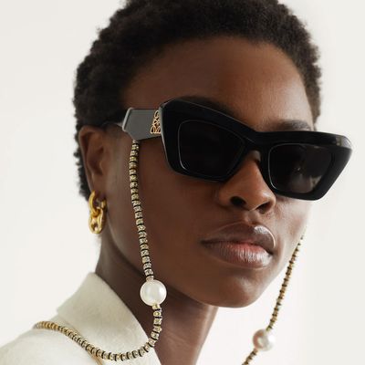 15 Sunglasses Chains To Buy Now