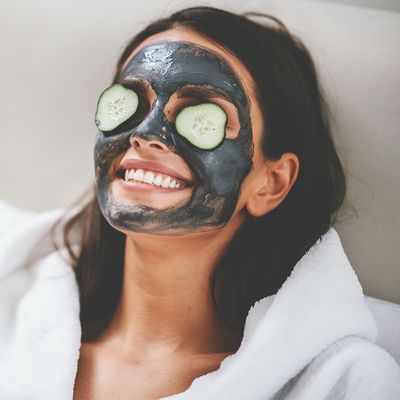 How Brides Should Look After Their Skin During Lockdown