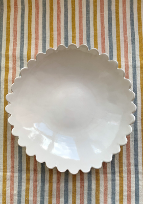 Daisy Edge Bright White Shallow Serving or Salad Bowl from Kchossack Pottery