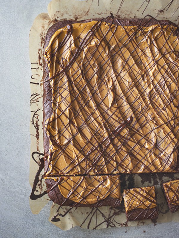 Chocolate & Salted Caramel Traybake