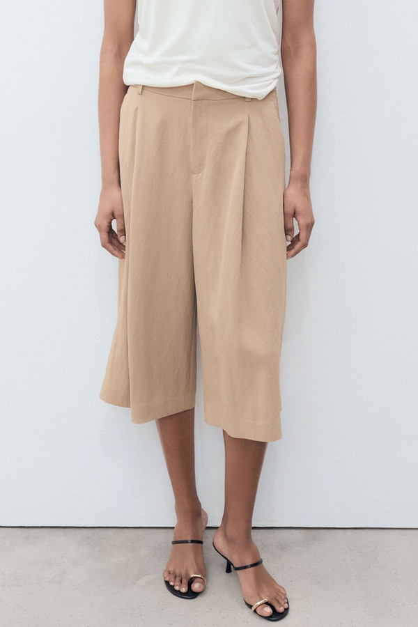 Lyocell Pleated Bermuda Shorts from Mango 