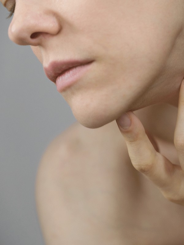 Peach Fuzz: Why It Happens & What To Do About It 