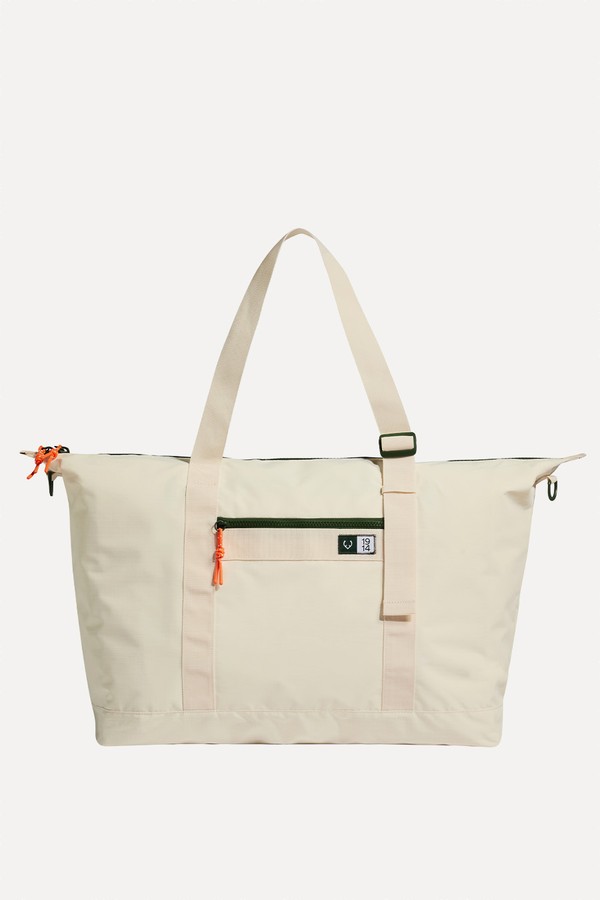Essential Weekender Bag 