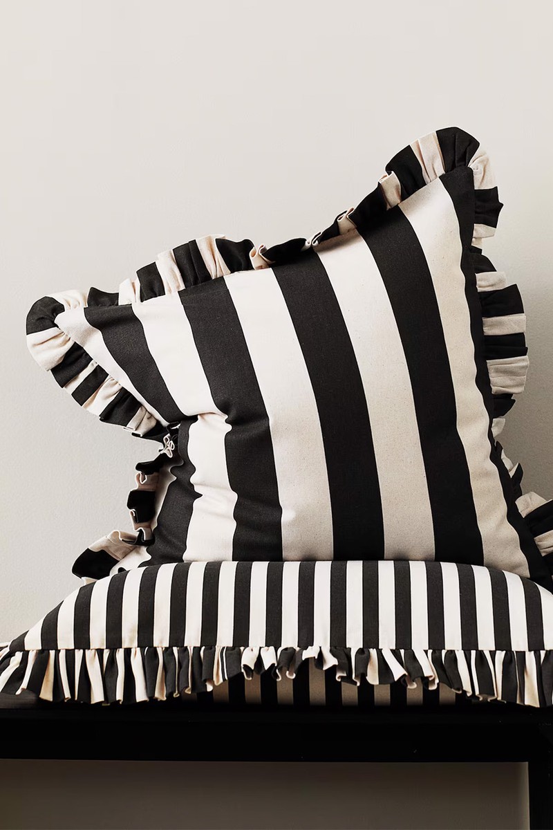 Frill-Trimmed Cushion Cover