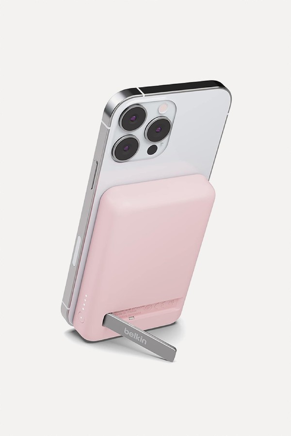 5000 mAh Magnetic Wireless Power Bank from Belkin