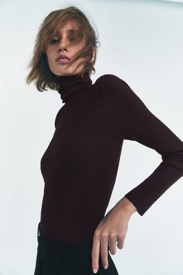 Basic Extra Fine Knit Sweater from Zara