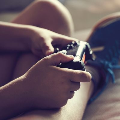 How To Set Good Gaming Habits For Your Kids