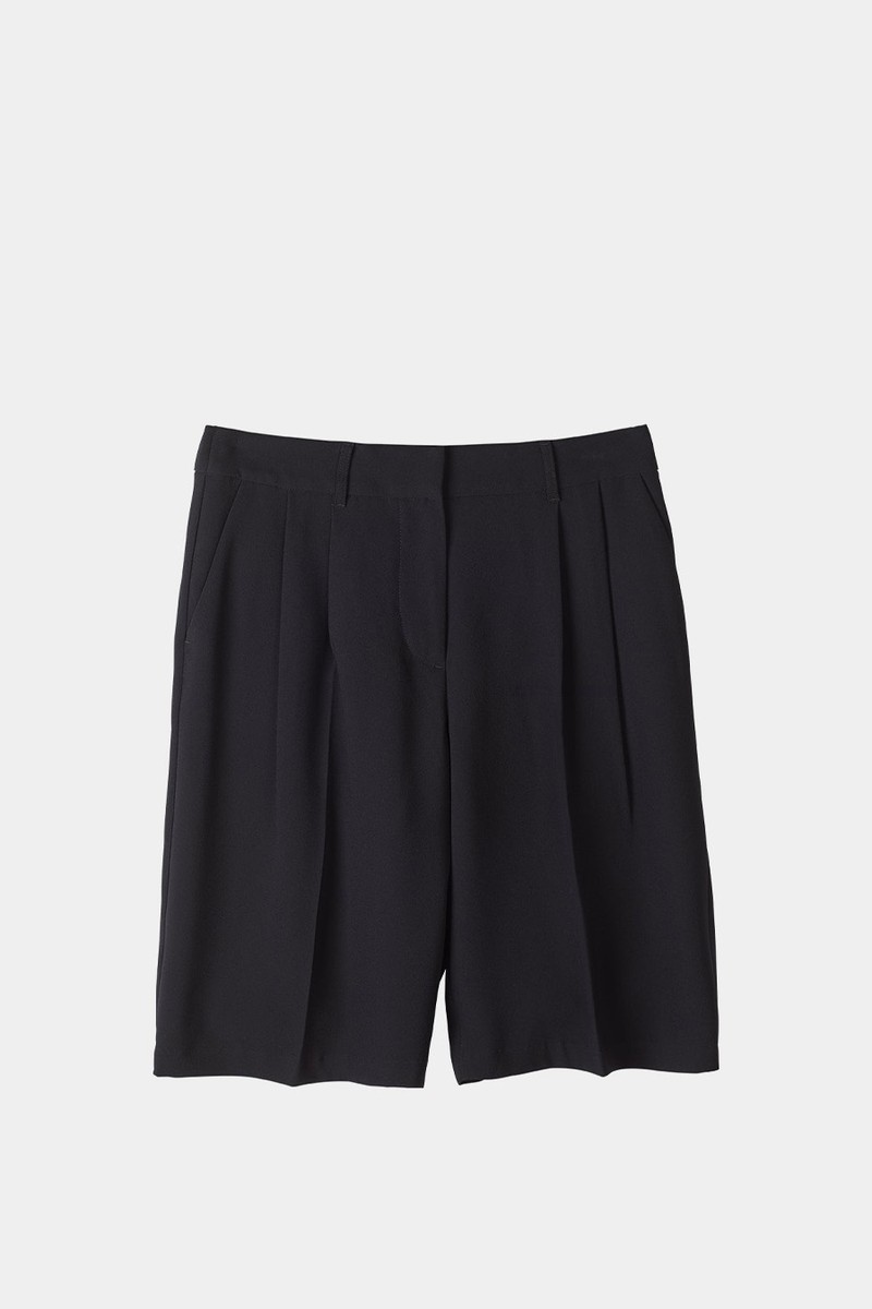 Bore Shorts from Stylein