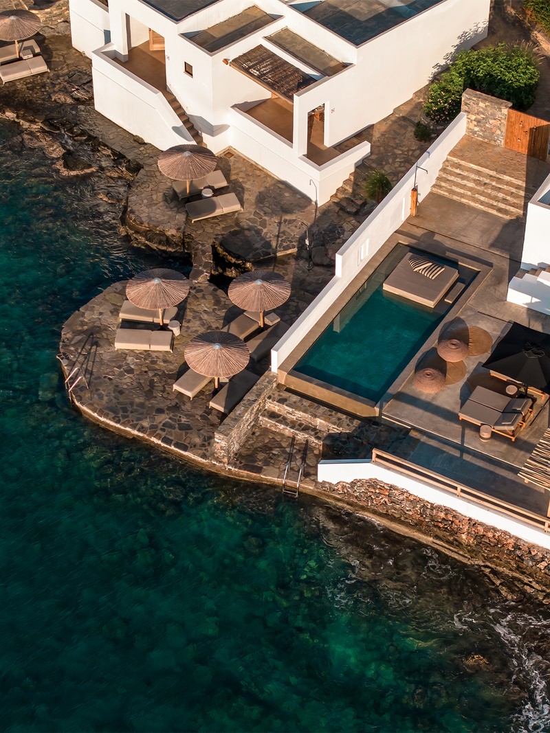 Minos Beach Art Hotel