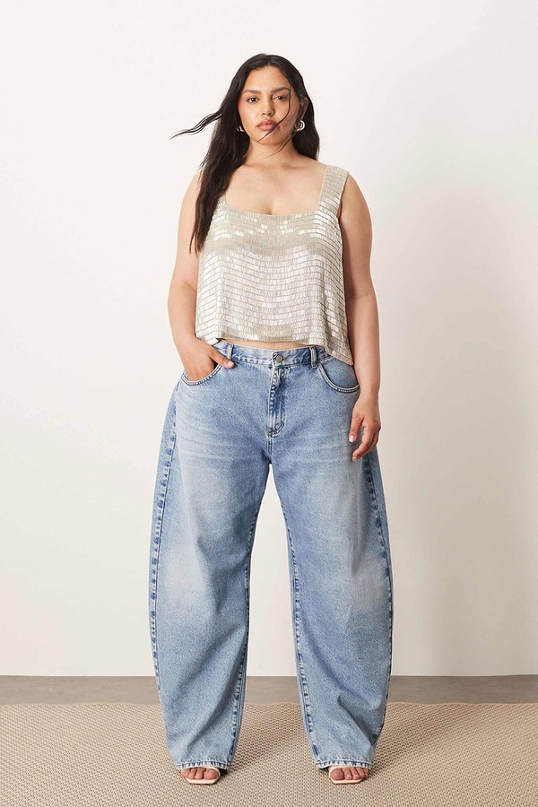 Curve Tova Tapered Curved Leg Jeans With Roll Hem from ARRANGE