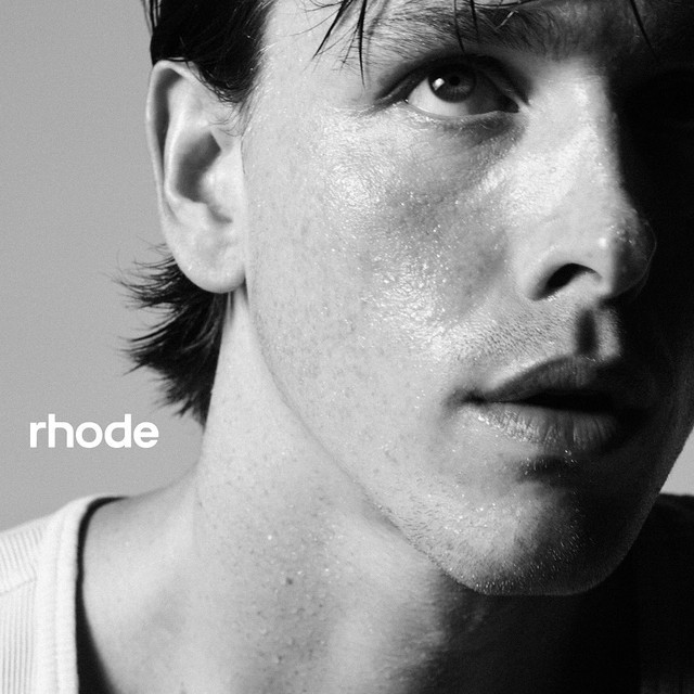 The collab we don’t know we needed 🤩 @rhode @harrisdickinson