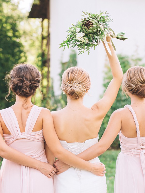 Would You Hire A ‘Professional Bridesmaid’ For Your Wedding?