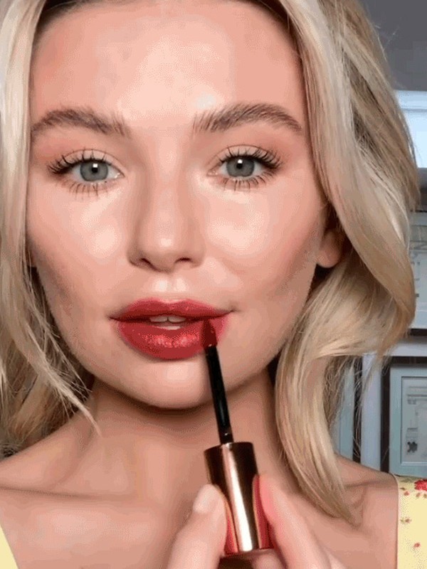 Kelly Dawn, What's In My Pro Beauty Kit