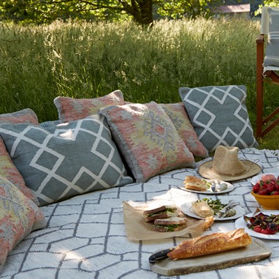 How To Pack The Perfect Picnic