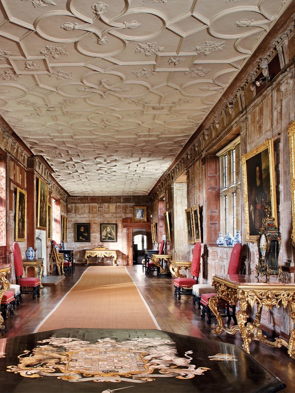 9 Stately Homes & Manor Houses To Visit In South East England
