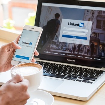 10 Ways To Make Your LinkedIn Profile Stand Out