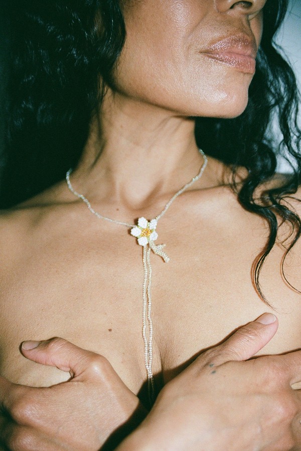 Daisy Tie Bolo
