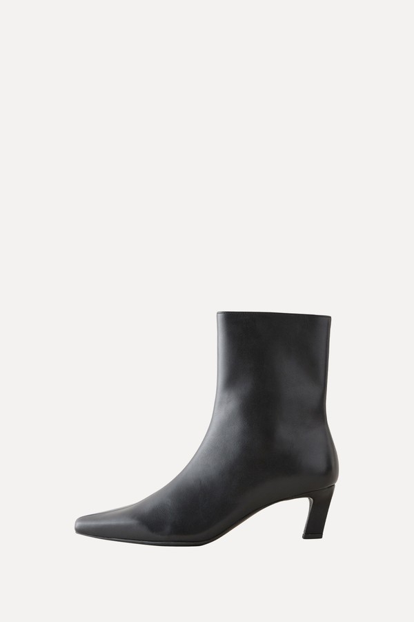 Leather Forever Comfort® Chisel Toe Heeled Ankle Boots