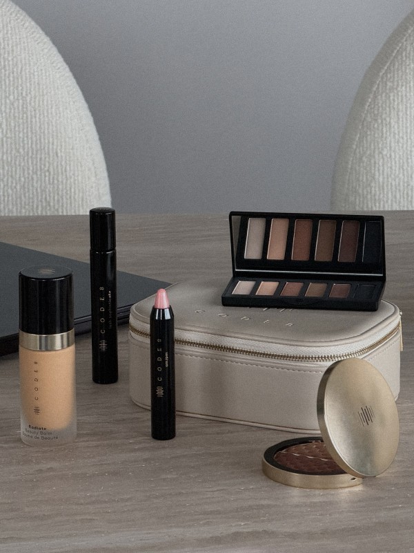 These Clever Make-Up Staples Do All The Hard Work For You
