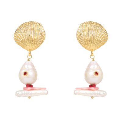 Scallop Shell Baroque Pearl Coral Earring Gold from Latelita