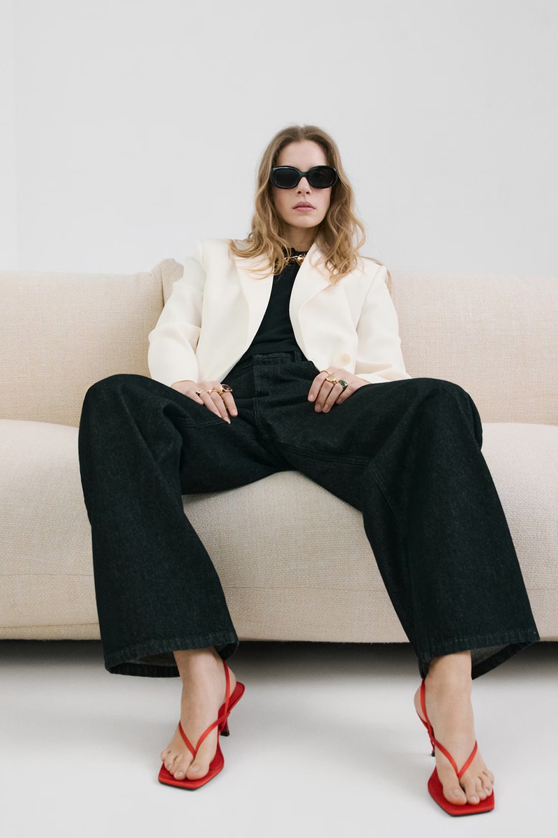 High-Rise Balloon Jeans