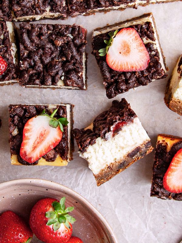 Streusel Cheesecake Bars