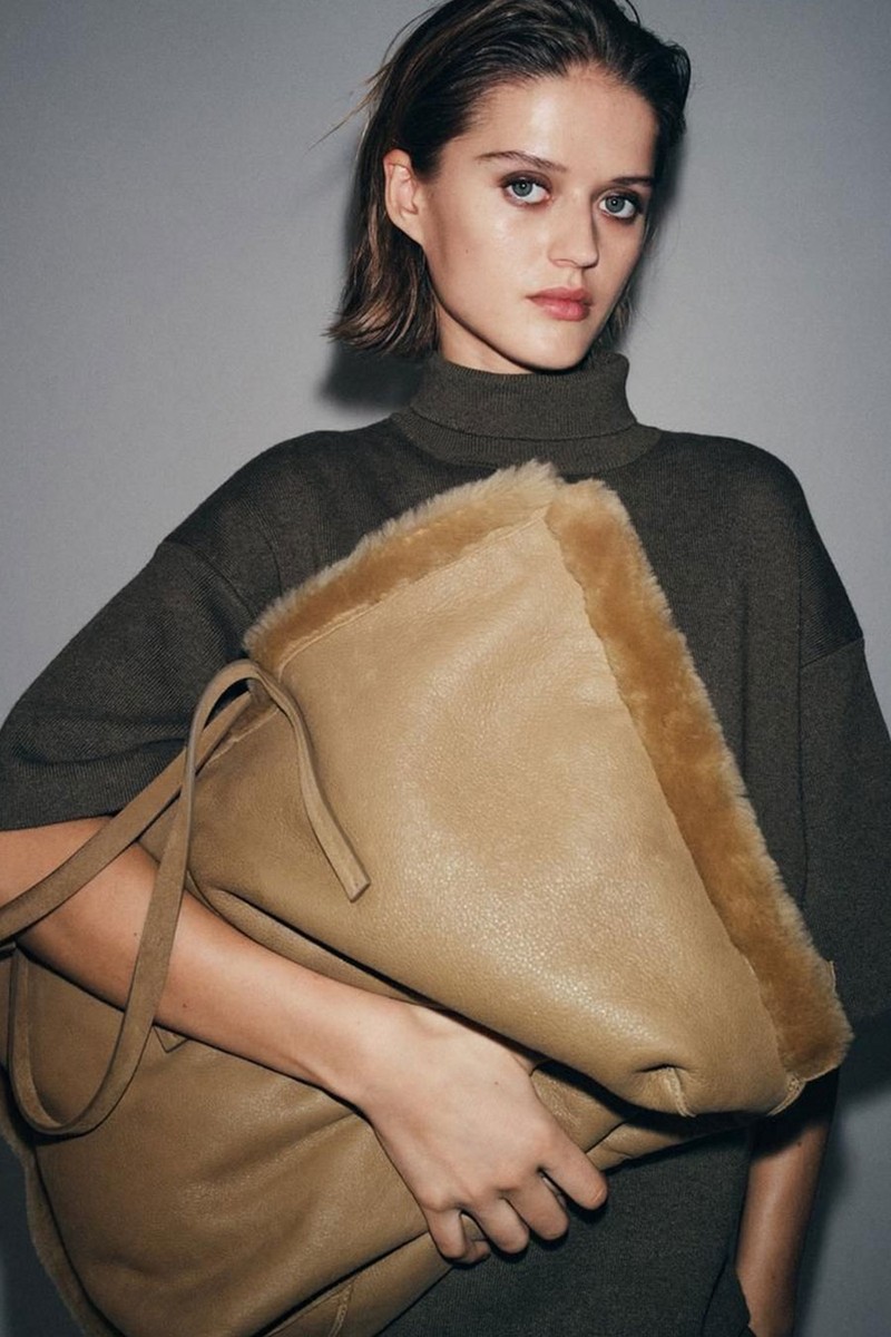 Reversible Leather Handbag from Zara