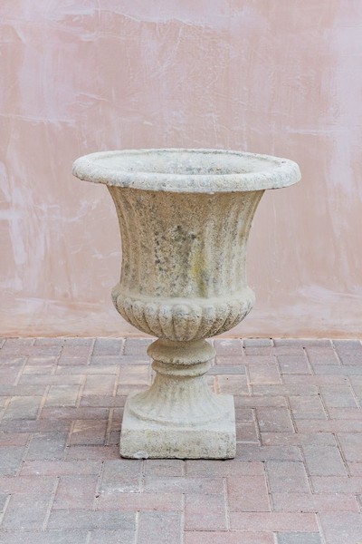 Small Medici Pot from Burford Garden Co