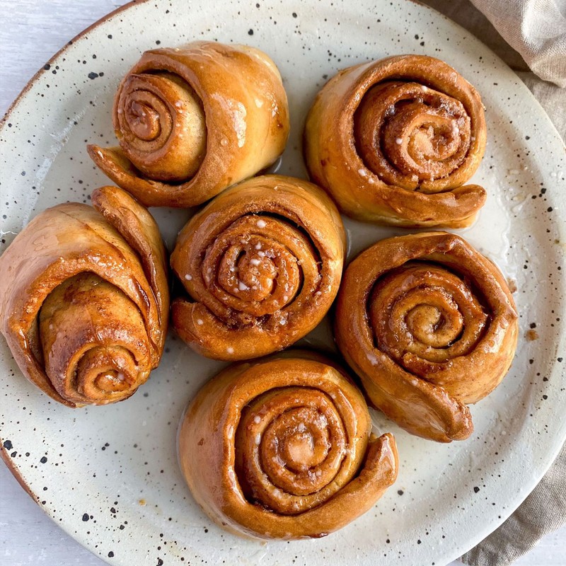 Vegan Cinnamon Tear & Share Loaf  