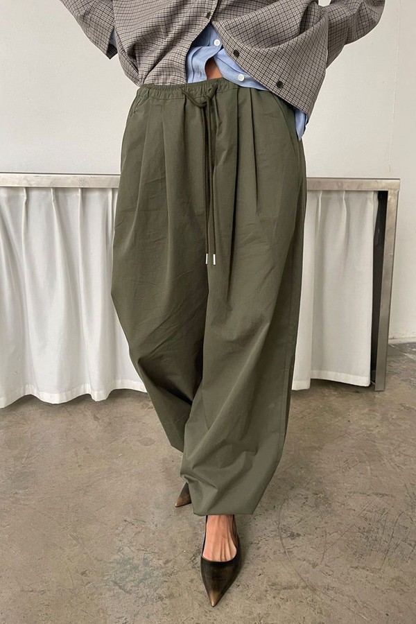Loose Fit Drawstring Pants